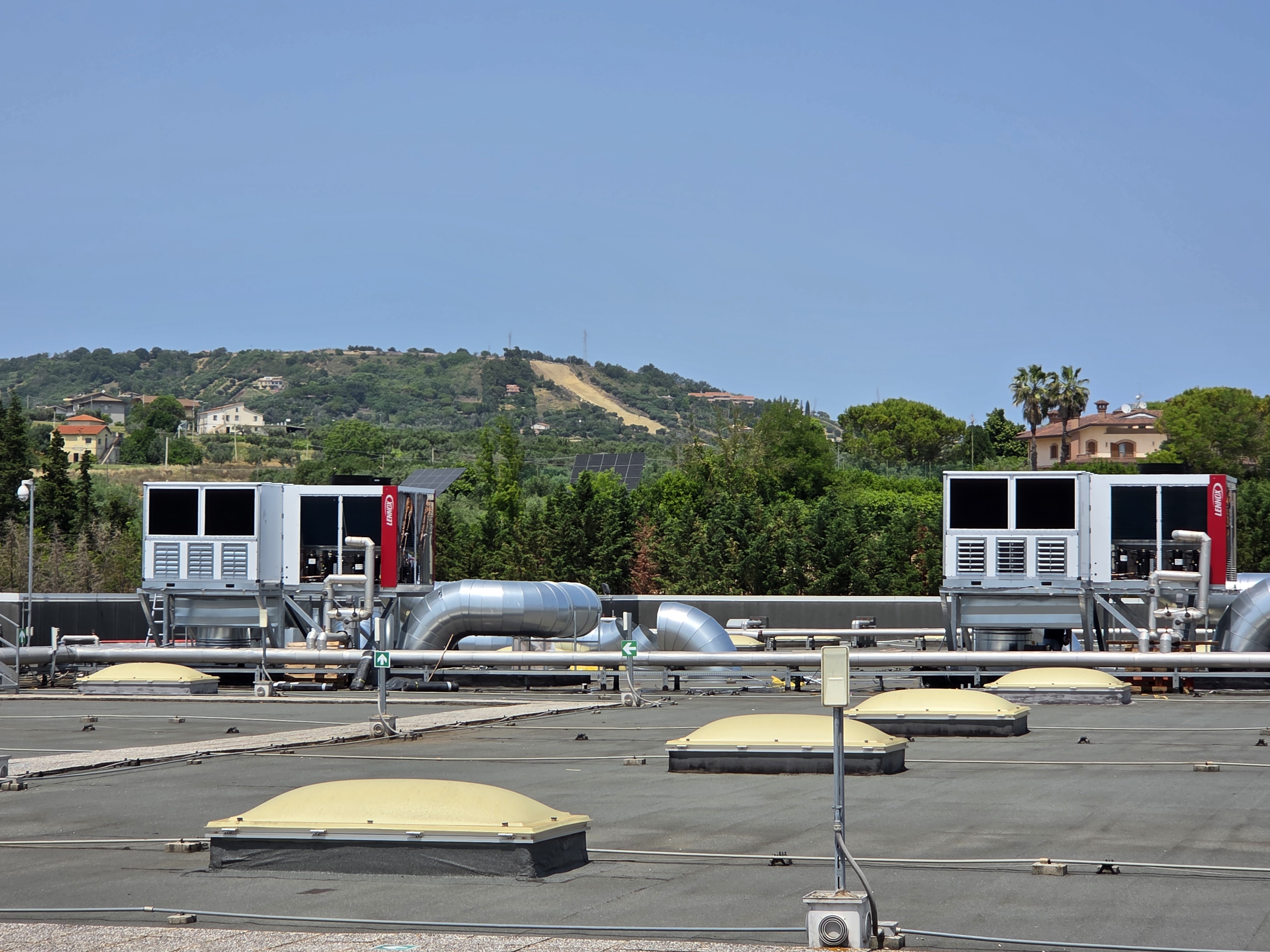 Efficient Rooftop Replacement for a Supermarket in Abruzzo, Italy